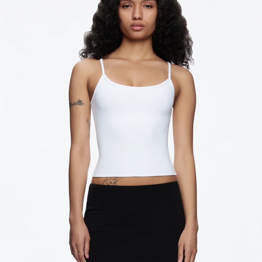 Tank Air White Studio Tank